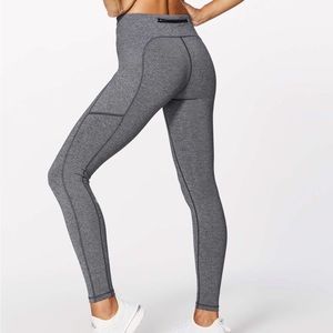 lululemon speed up tight size 6 grey with pockets!